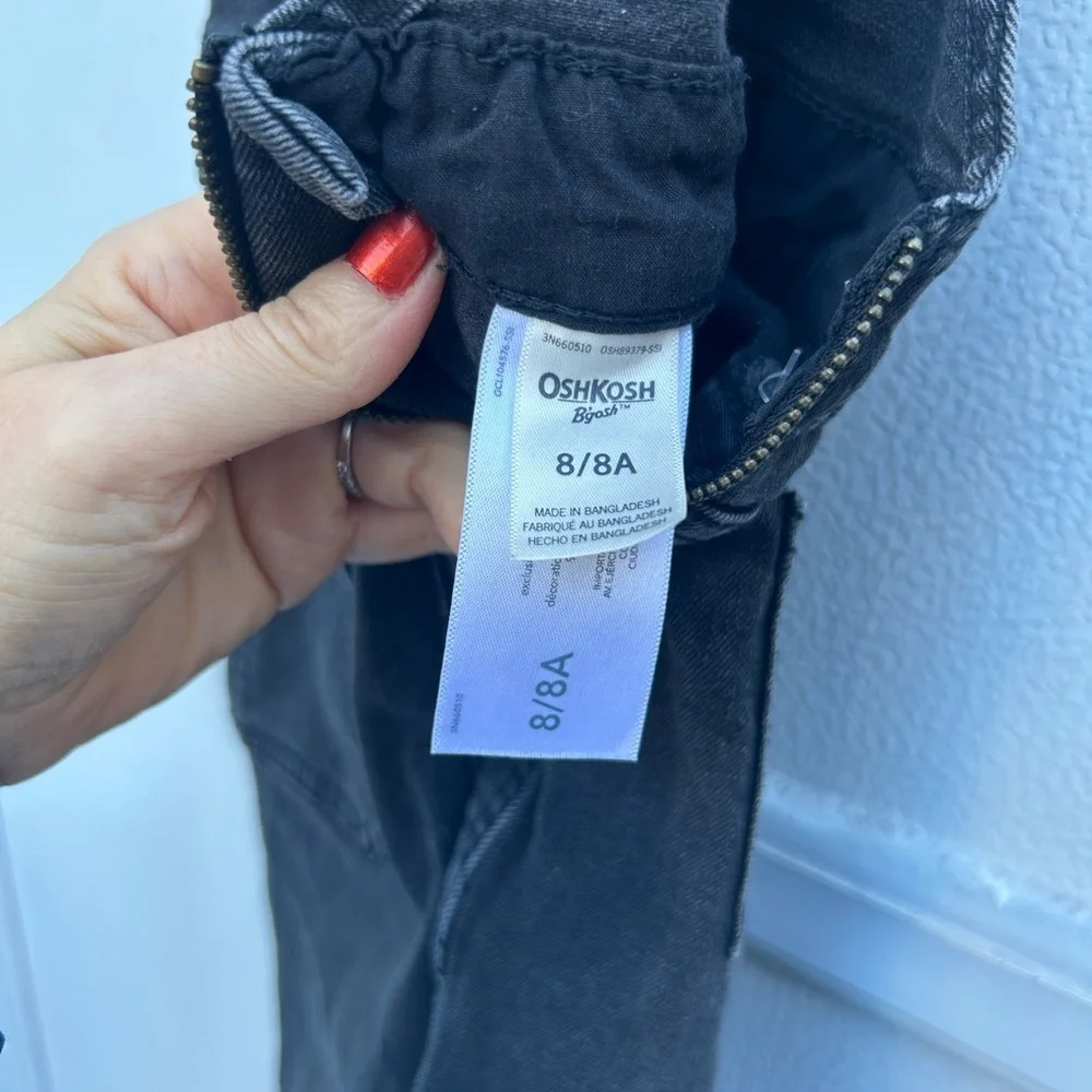 OshKosh B’gosh overall bib girls kids sz 8 black jean denim raw hem adjustable